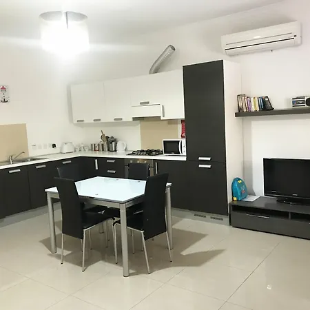 Marble Arch בית הארחה Saint Julian's