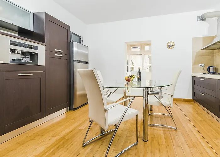 Marble Arch Saint Julian's