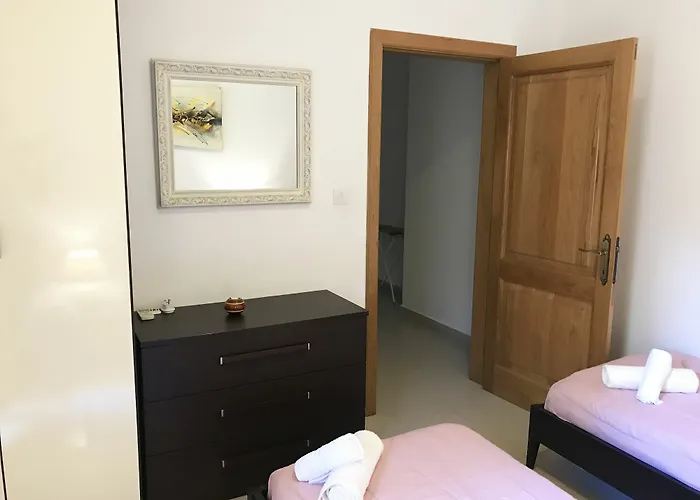 Marble Arch 2* Saint Julian's